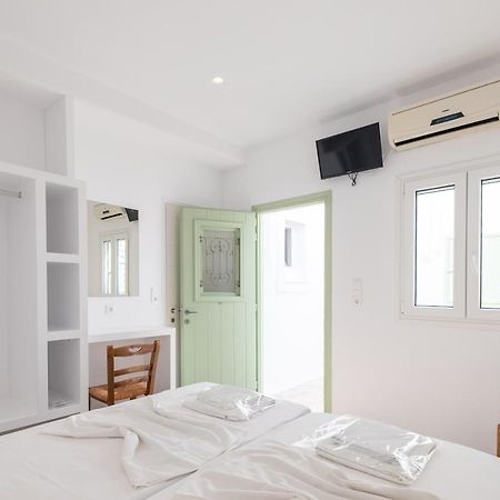 Lorenzo Studios And Suites Paros Nausa Zewnętrze zdjęcie